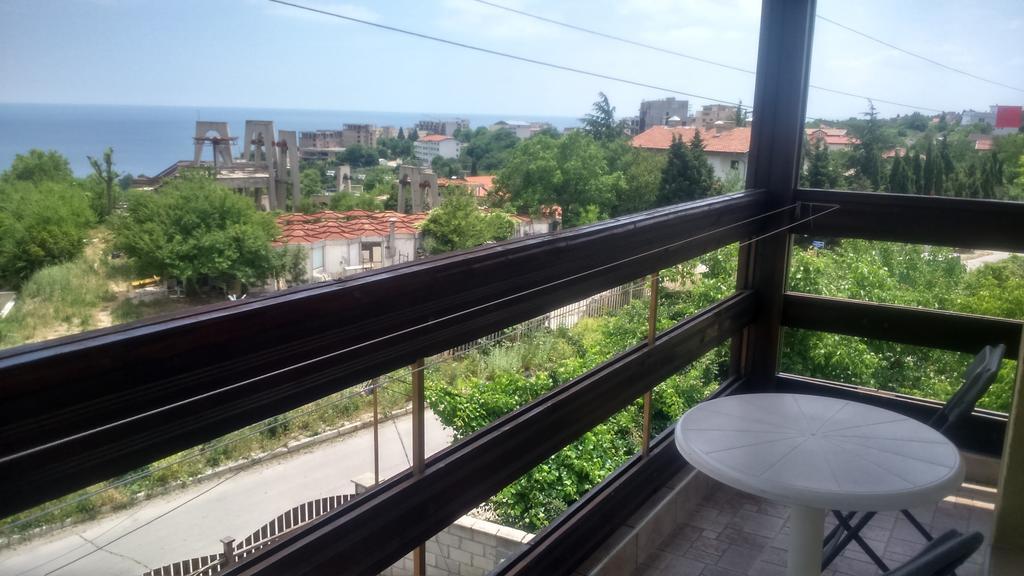 Enjoy Guest House Golden Sands Quarto foto